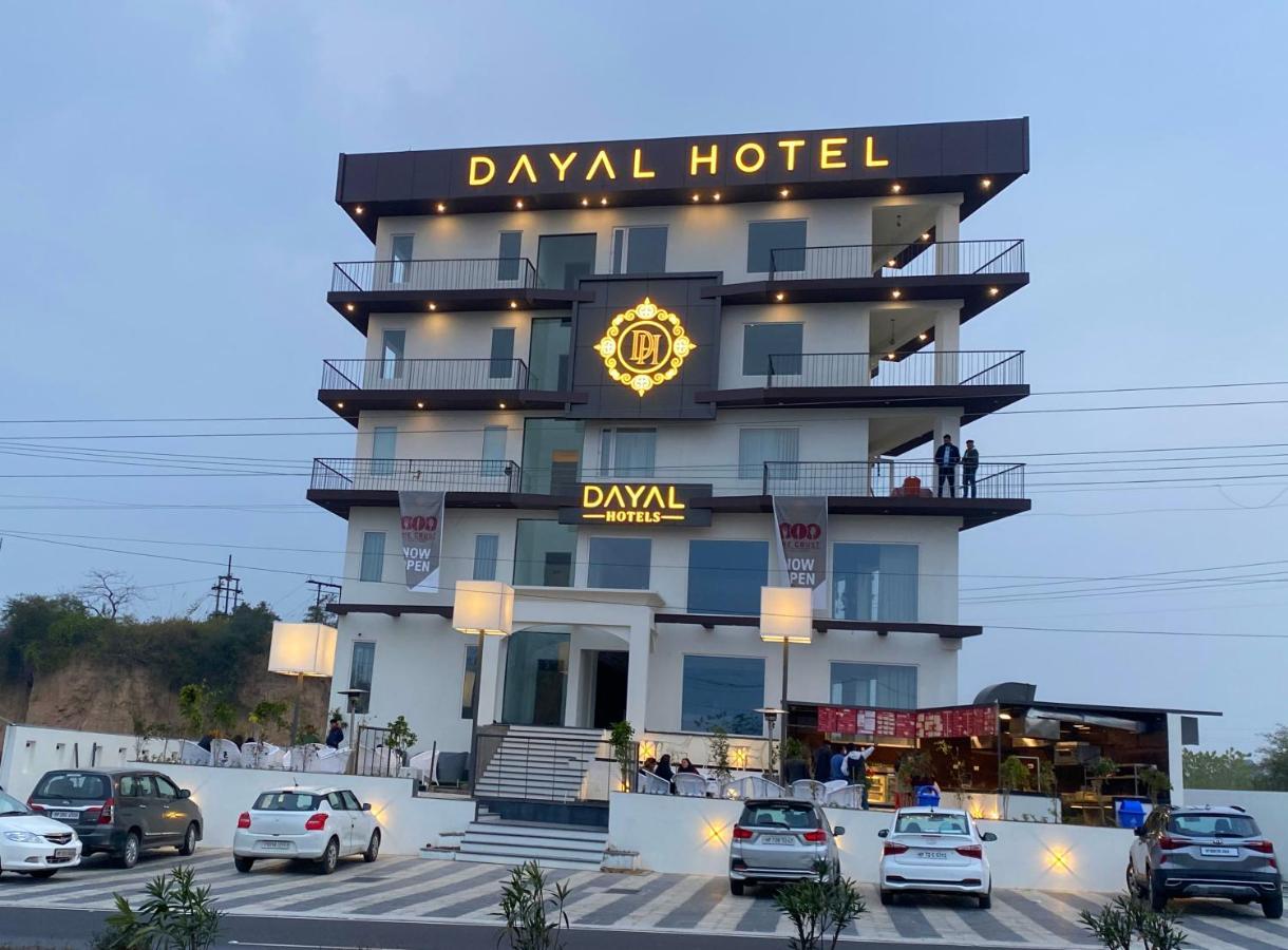 Dayal Hotel Una (Himachal Pradesh) Bagian luar foto